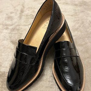 Women's Black Shoes